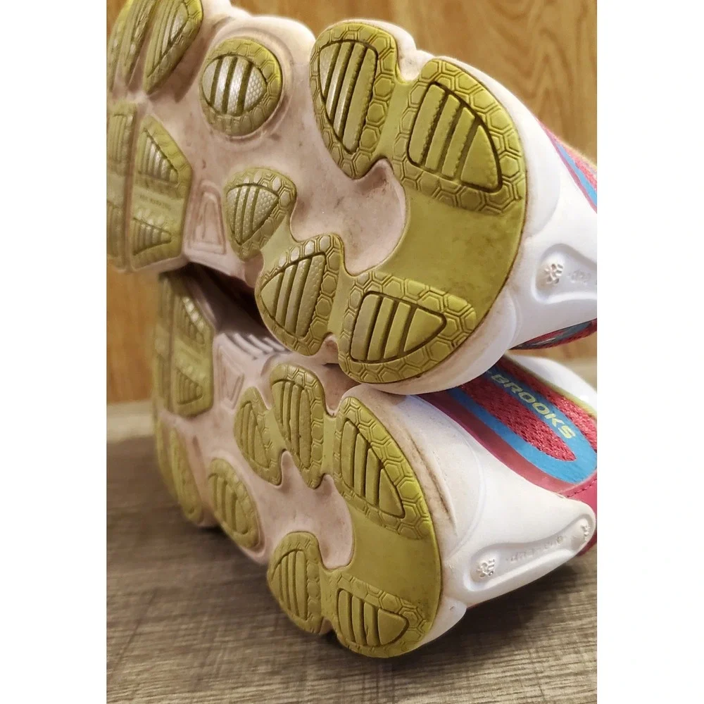 Brooks Pure Flow 4‎ Running Shoes Women's Size 5 Pink